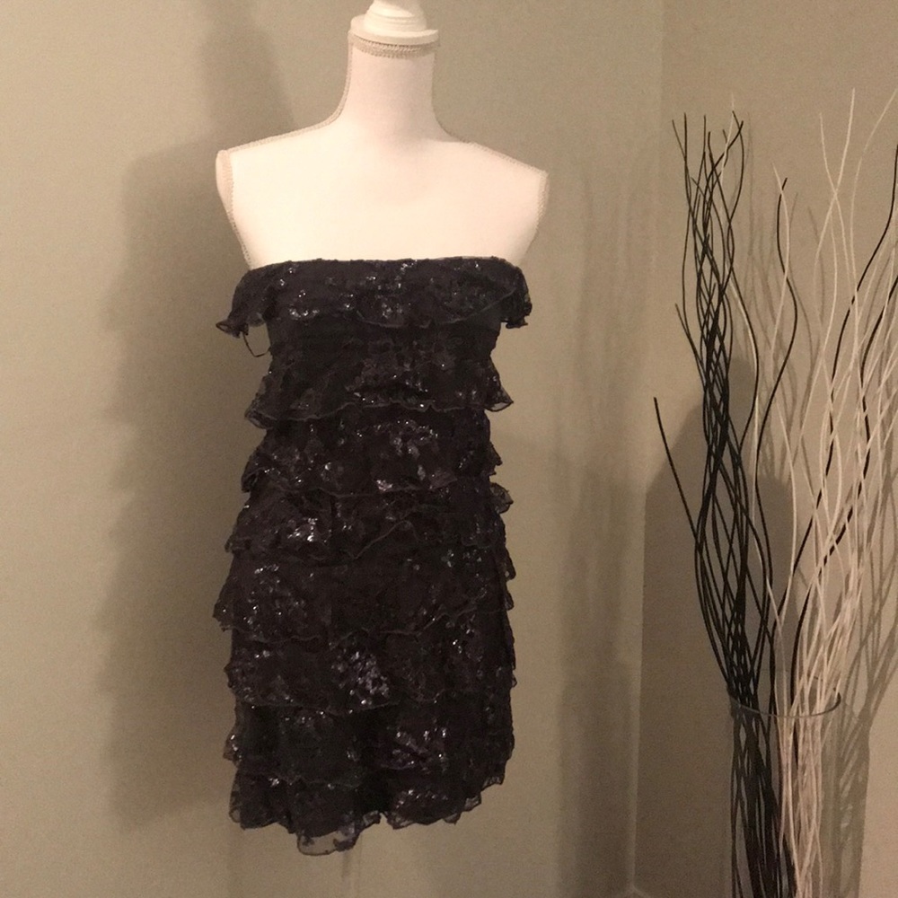 EUC strapless metallic lace dress from Express SM
